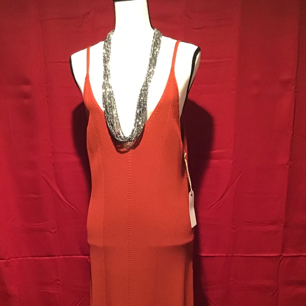 Super cute and sleek with spaghetti straps dress